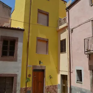La Casa Di Angelo , Bosa Italia