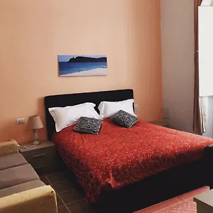 Boutique Oriente Express , Cagliari Italia